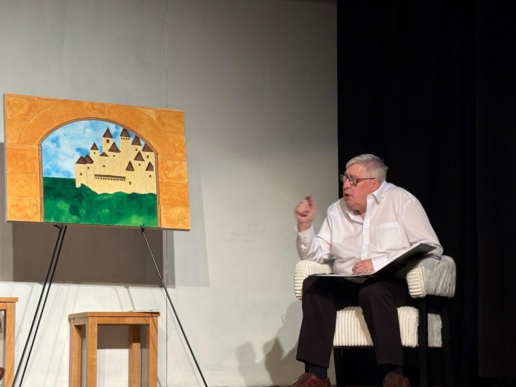 Art — production photograph 3