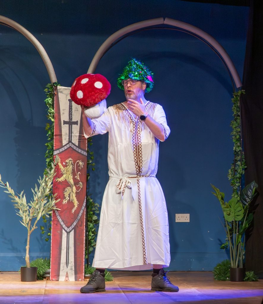 Farndale Avenue TWG Present Macbeth — production photograph 2
